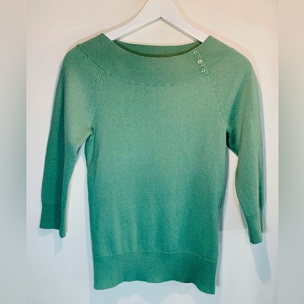 Halogen 100% cashmere light green sweater.